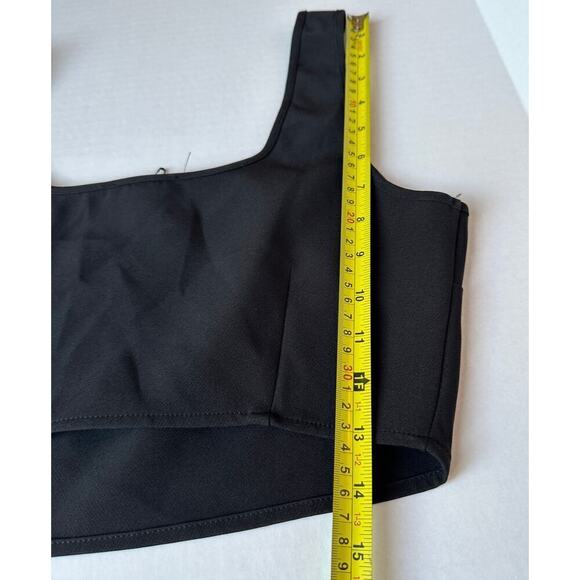 Sincerely Jules NWT Black Square Neck Sleeveless Side Zip Crop Top Size S - Picture 10 of 11